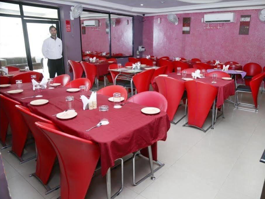 Pacific Inn Suryansh Hotel Gurgaon Dış mekan fotoğraf