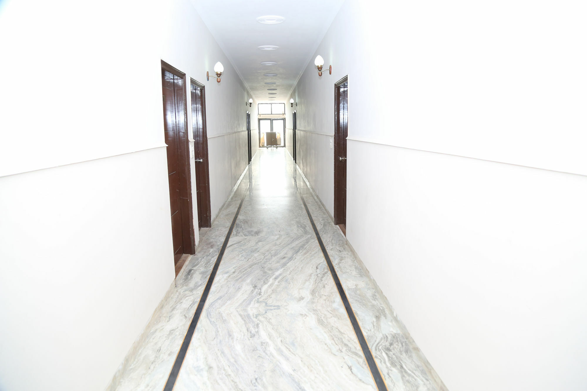 Pacific Inn Suryansh Hotel Gurgaon Dış mekan fotoğraf